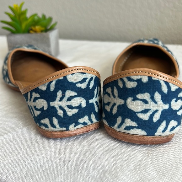 MOCHIIS Blue Handmade Slip-On Jutti Flats Size 36 - Picture 6 of 8